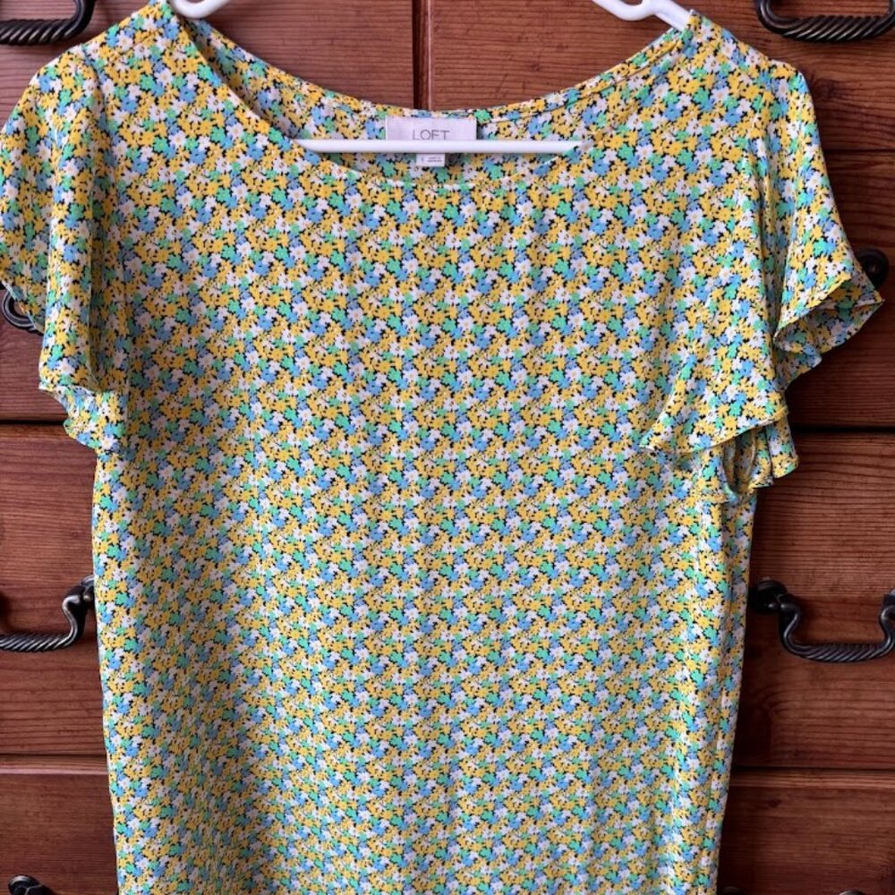 LOFT Floral Top with Flutter Cap Sleeves
